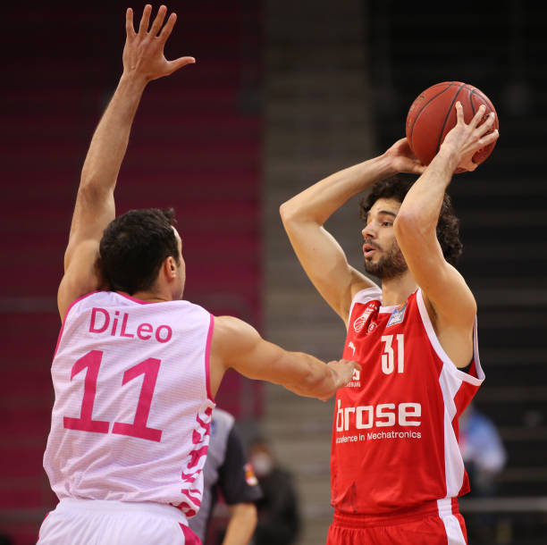 但许多球员 但许多球员