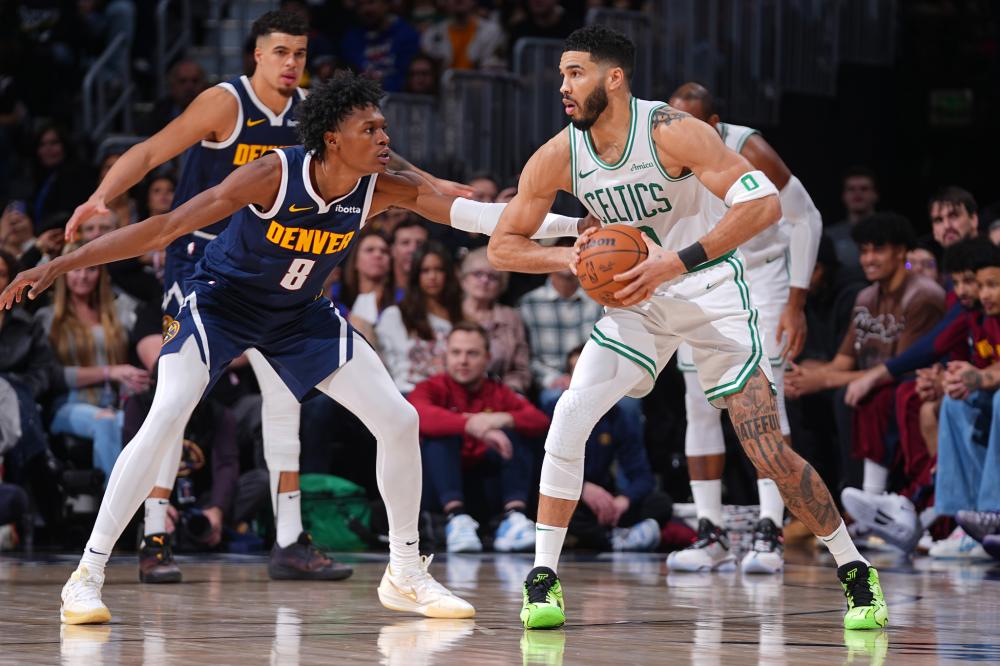 次向球迷和 次向球迷和